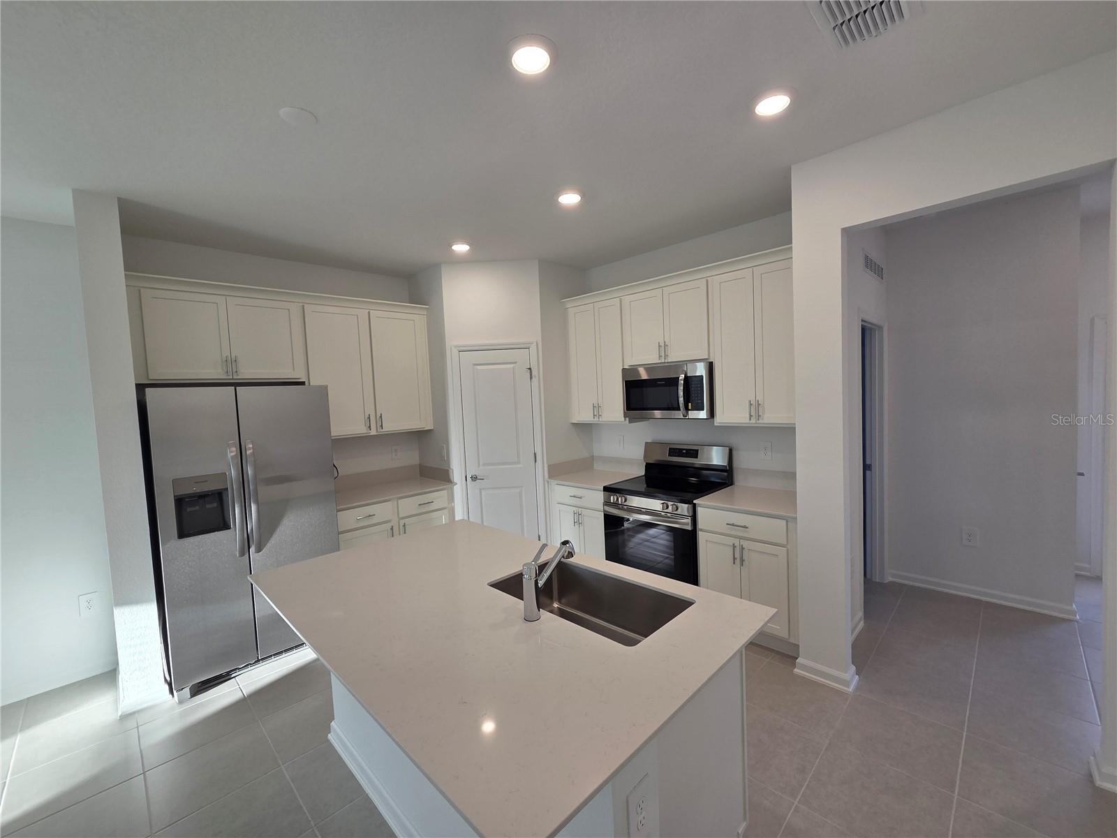 5653 LIVELINESS ALY RD, CLERMONT, FL, 34714