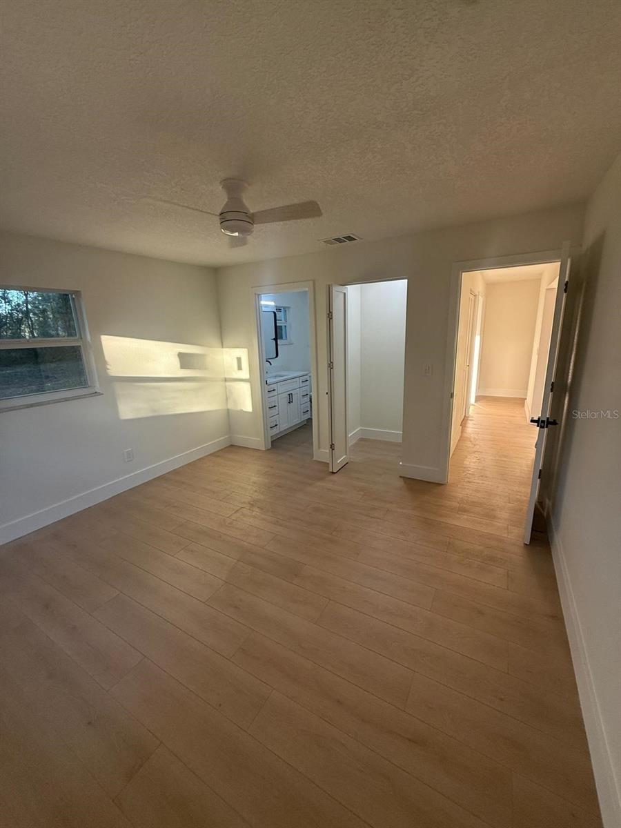 14646 15TH ST, DADE CITY, FL, 33523