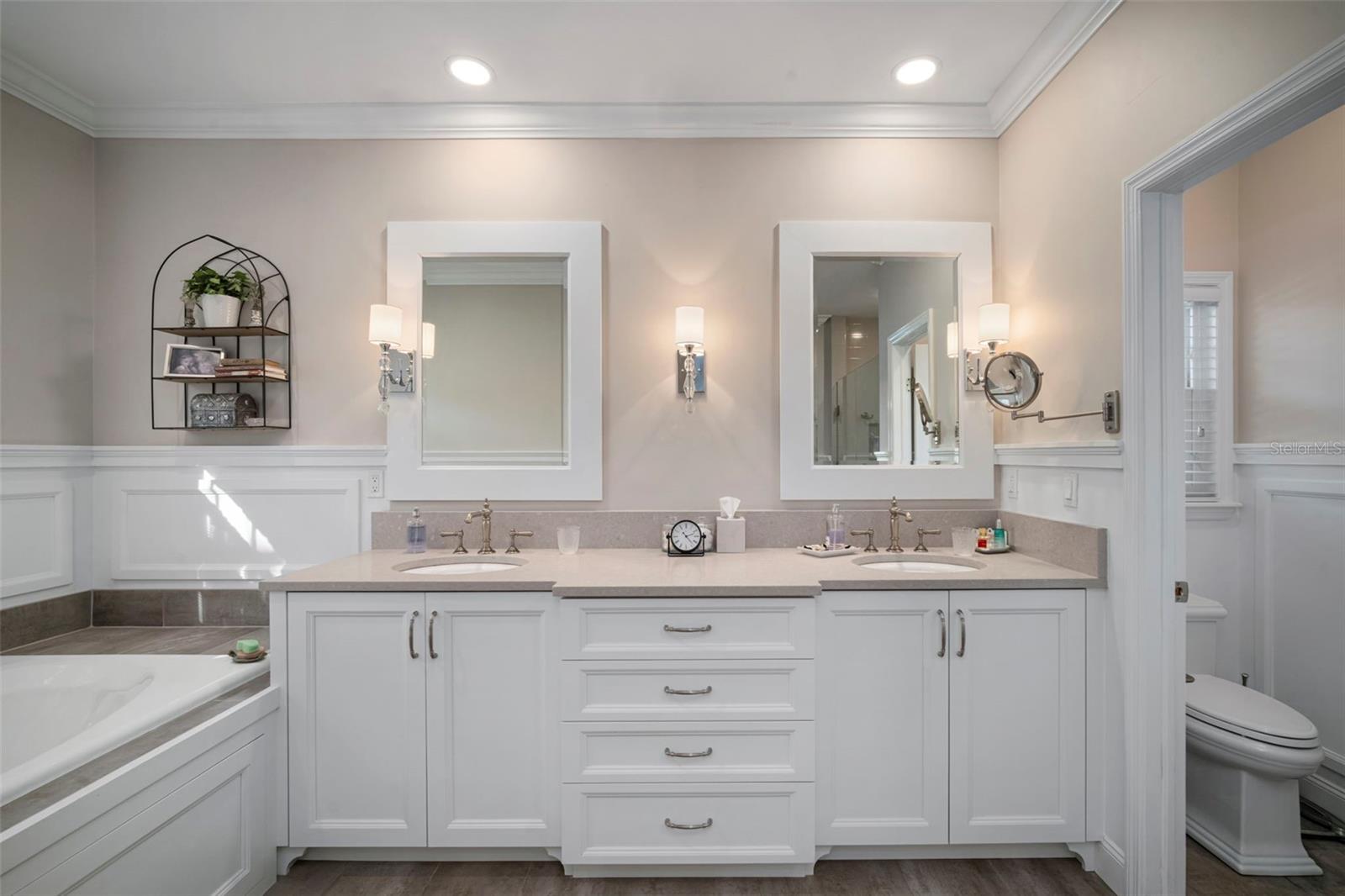 2531 W WATROUS AVE, TAMPA, FL, 33629