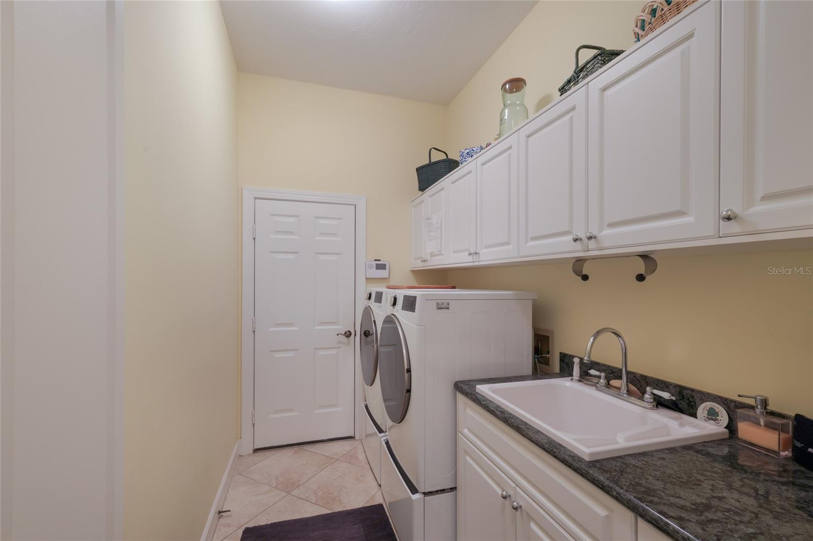 2900 JEFF MYERS CIR, SARASOTA, FL, 34240