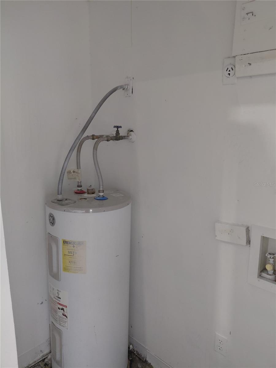 4163 FLYING FORTRESS AVE, KISSIMMEE, FL, 34741