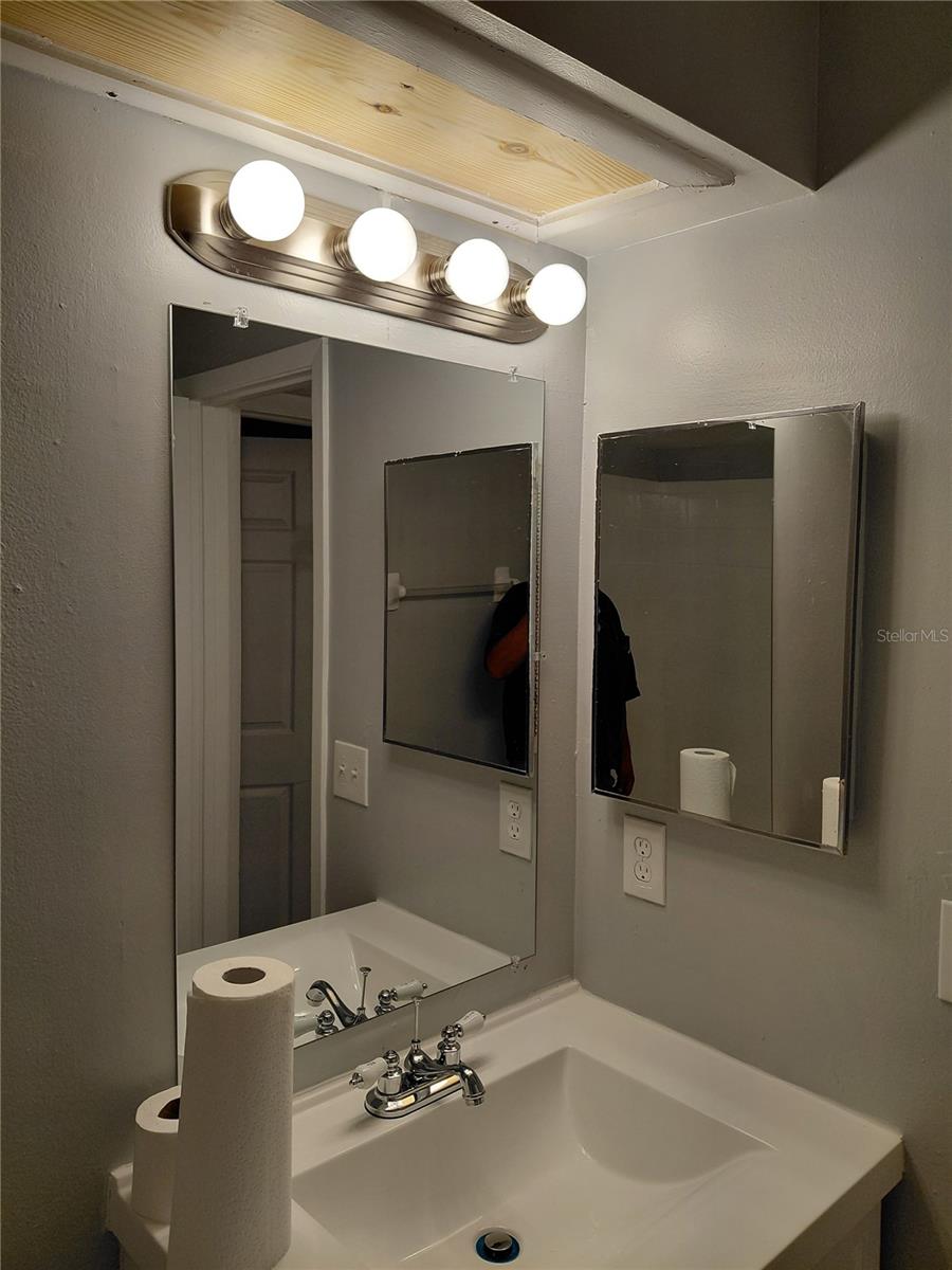 4163 FLYING FORTRESS AVE, KISSIMMEE, FL, 34741