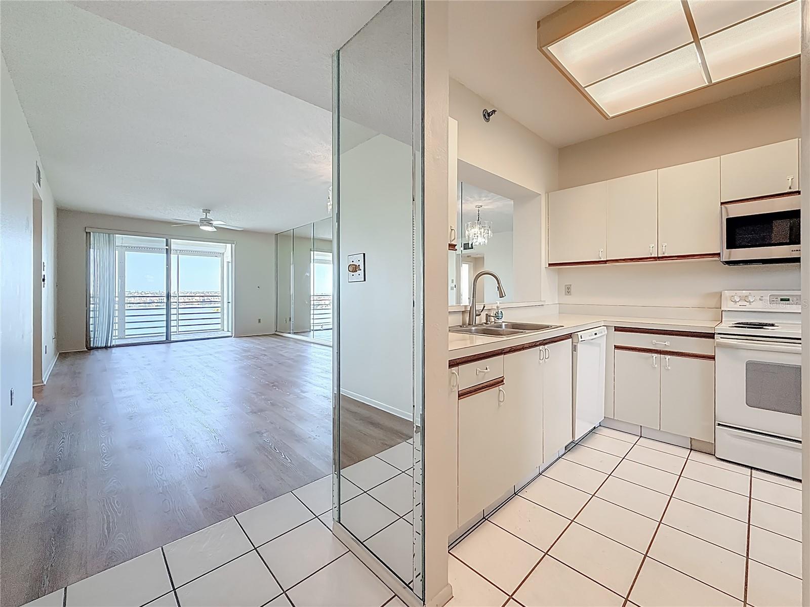 7932 SAILBOAT KEY BLVD S #603, SOUTH PASADENA, FL, 33707