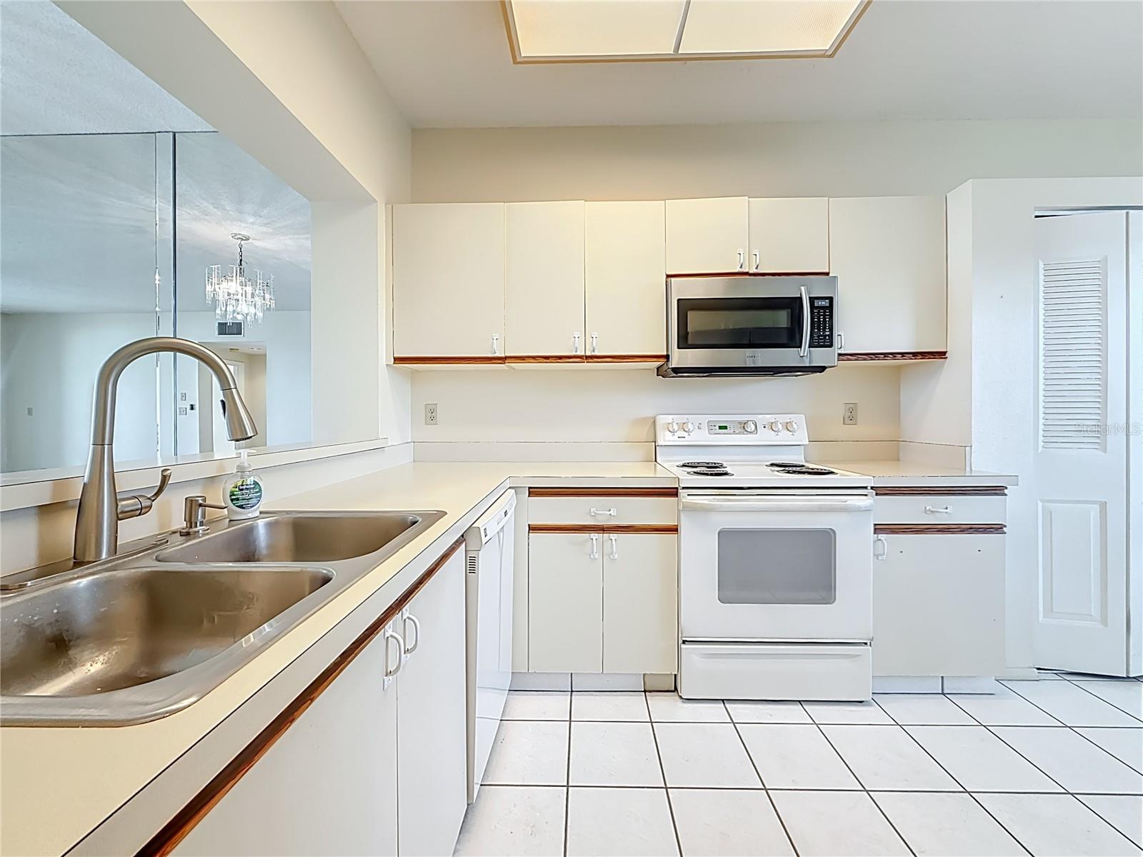 7932 SAILBOAT KEY BLVD S #603, SOUTH PASADENA, FL, 33707