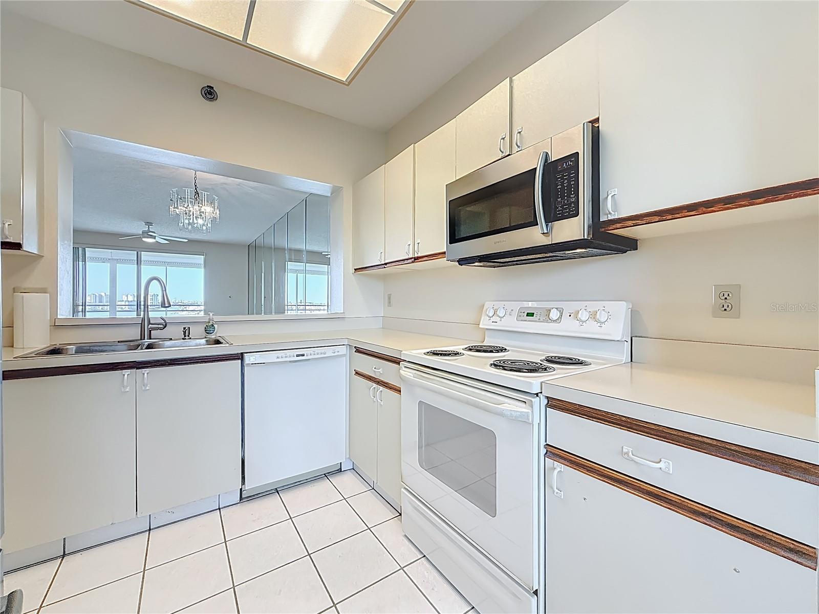 7932 SAILBOAT KEY BLVD S #603, SOUTH PASADENA, FL, 33707