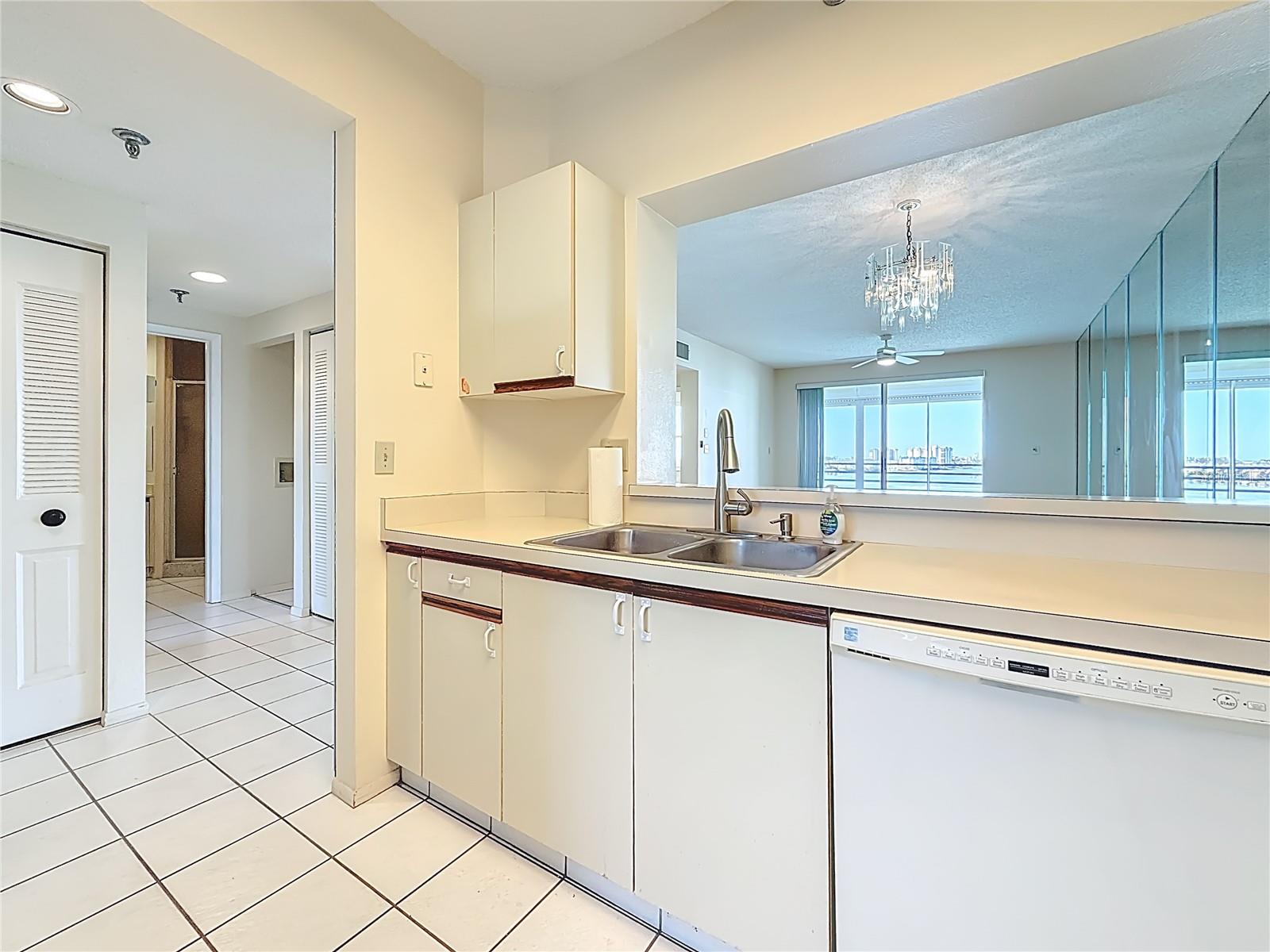 7932 SAILBOAT KEY BLVD S #603, SOUTH PASADENA, FL, 33707