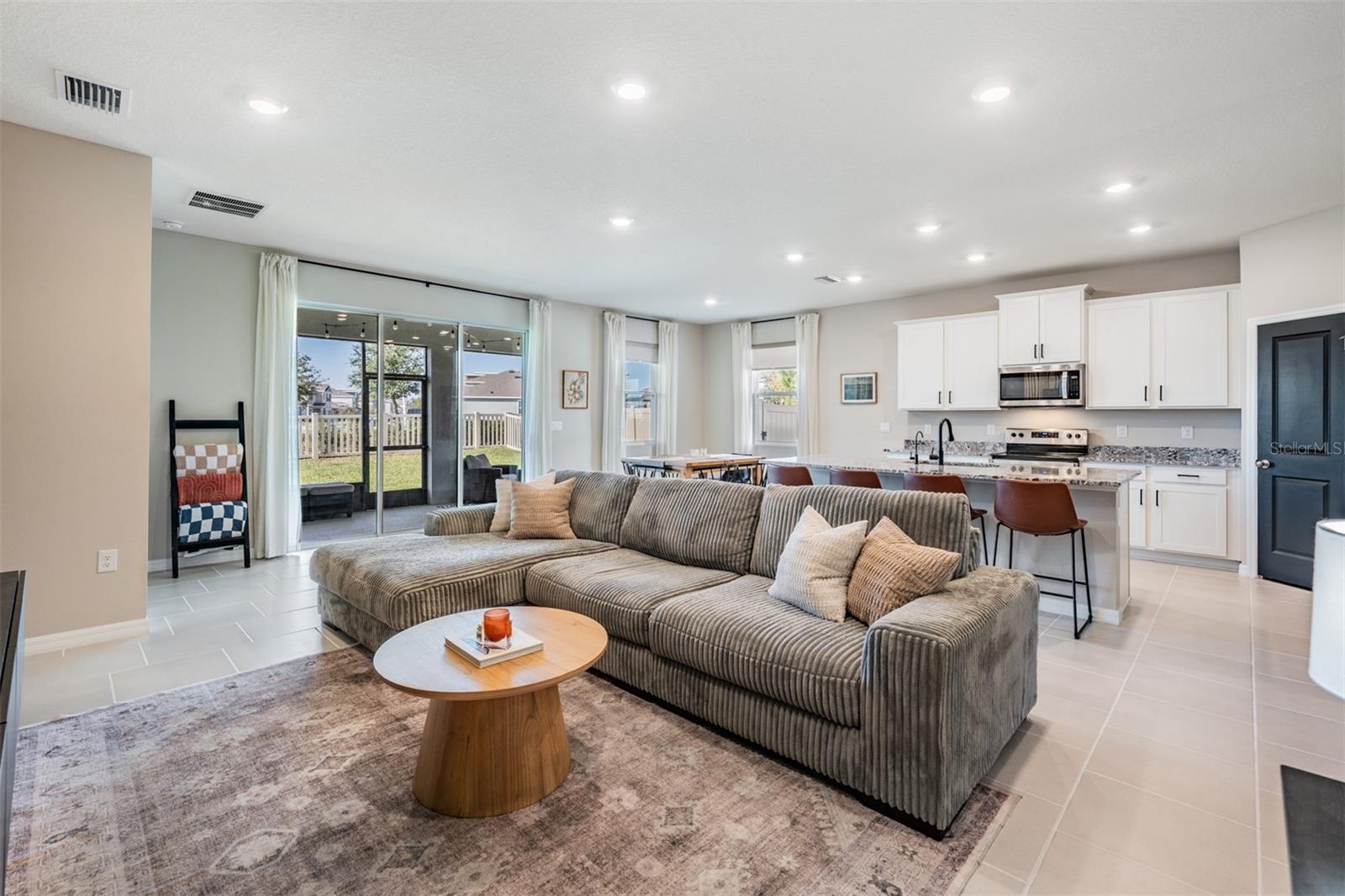 9817 ROWING DALE BND, WESLEY CHAPEL, FL, 33545