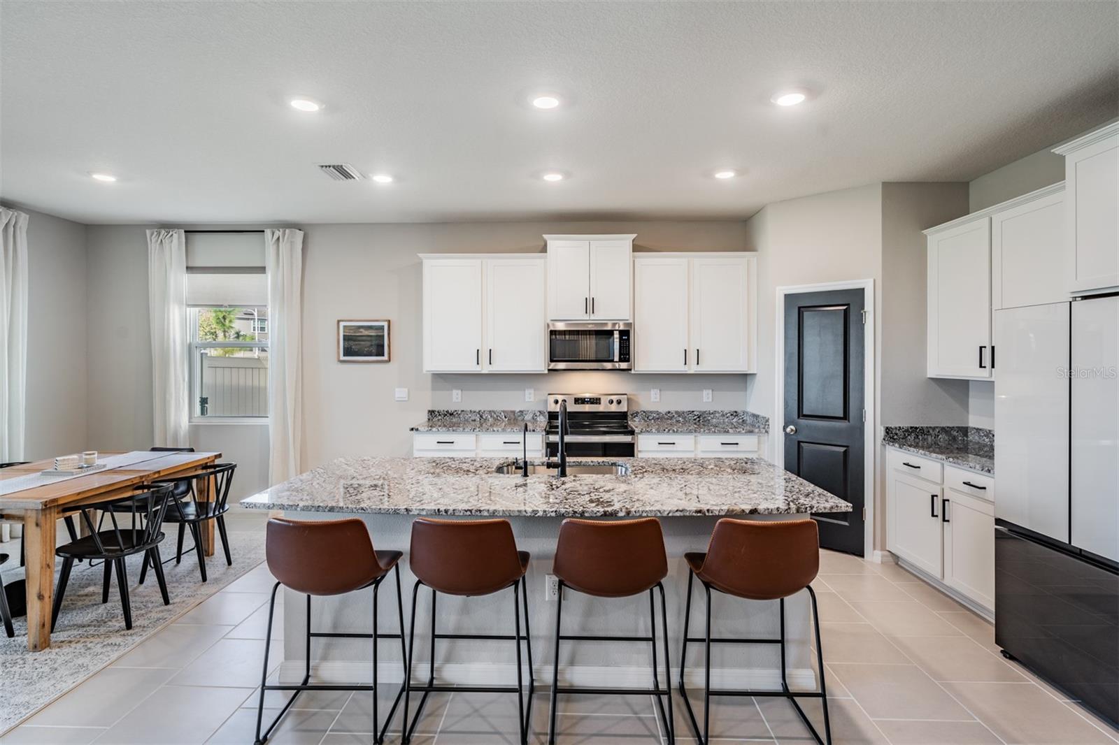 9817 ROWING DALE BND, WESLEY CHAPEL, FL, 33545