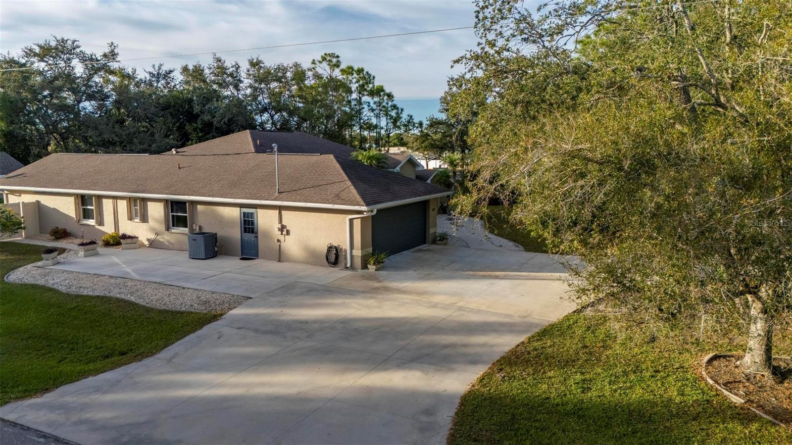 407 ORLANDO BLVD, PORT CHARLOTTE, FL, 33954