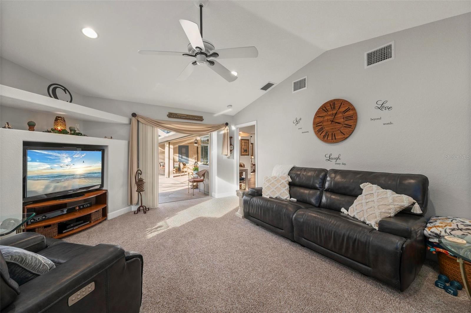 407 ORLANDO BLVD, PORT CHARLOTTE, FL, 33954