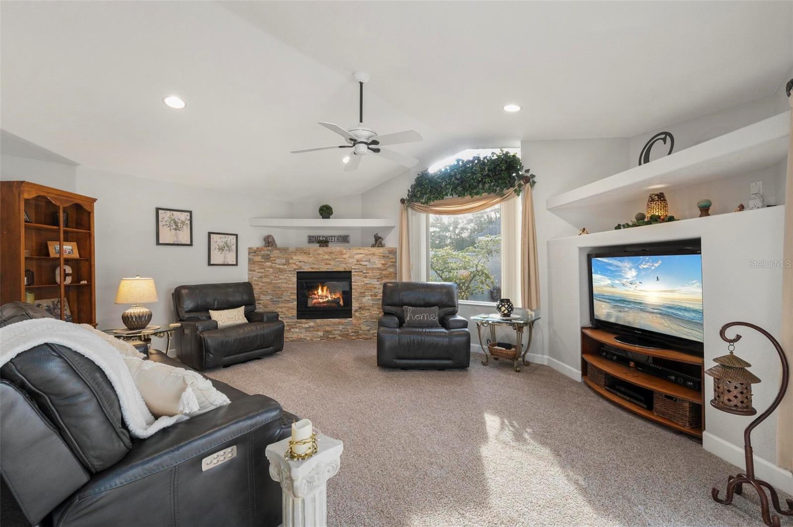 407 ORLANDO BLVD, PORT CHARLOTTE, FL, 33954