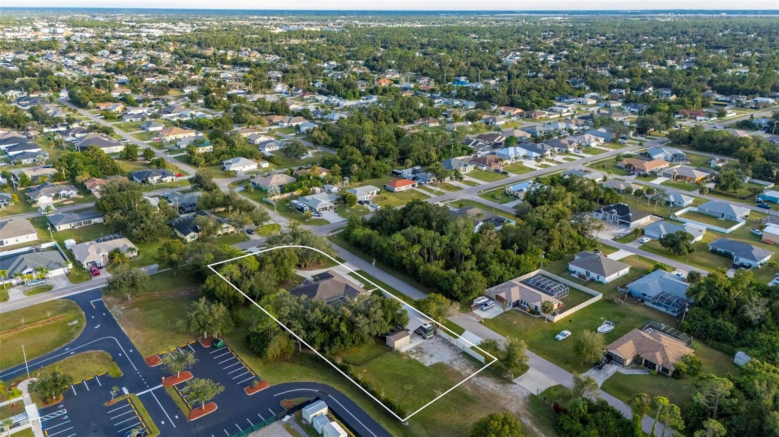 407 ORLANDO BLVD, PORT CHARLOTTE, FL, 33954