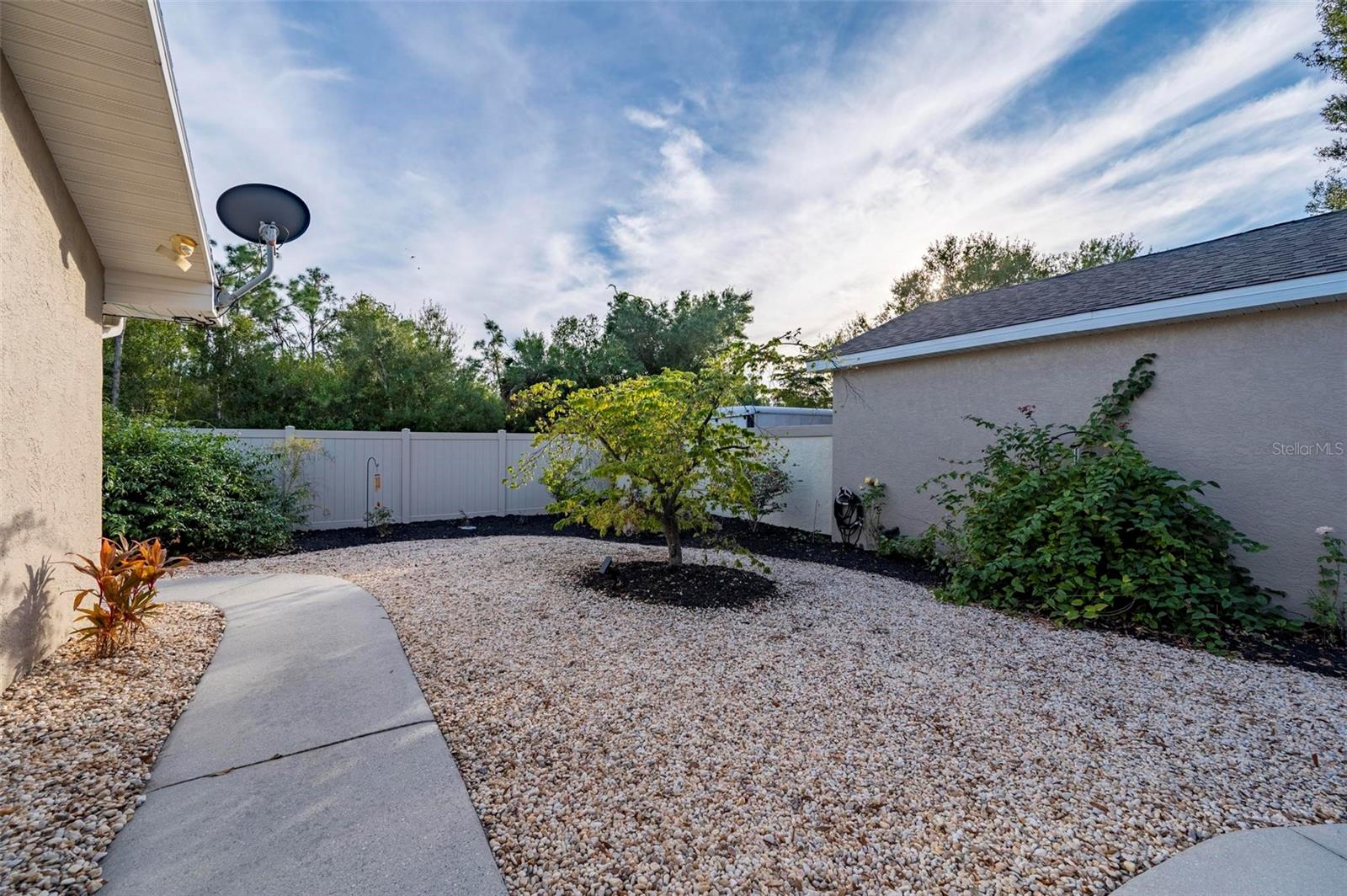 407 ORLANDO BLVD, PORT CHARLOTTE, FL, 33954