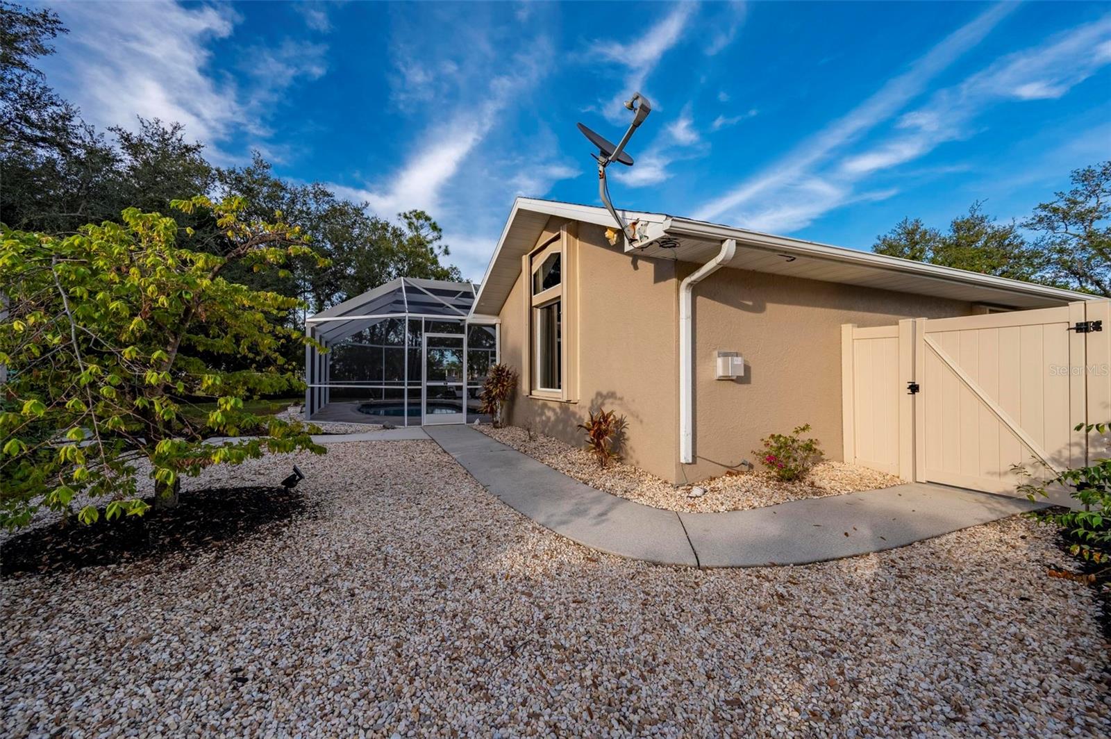 407 ORLANDO BLVD, PORT CHARLOTTE, FL, 33954