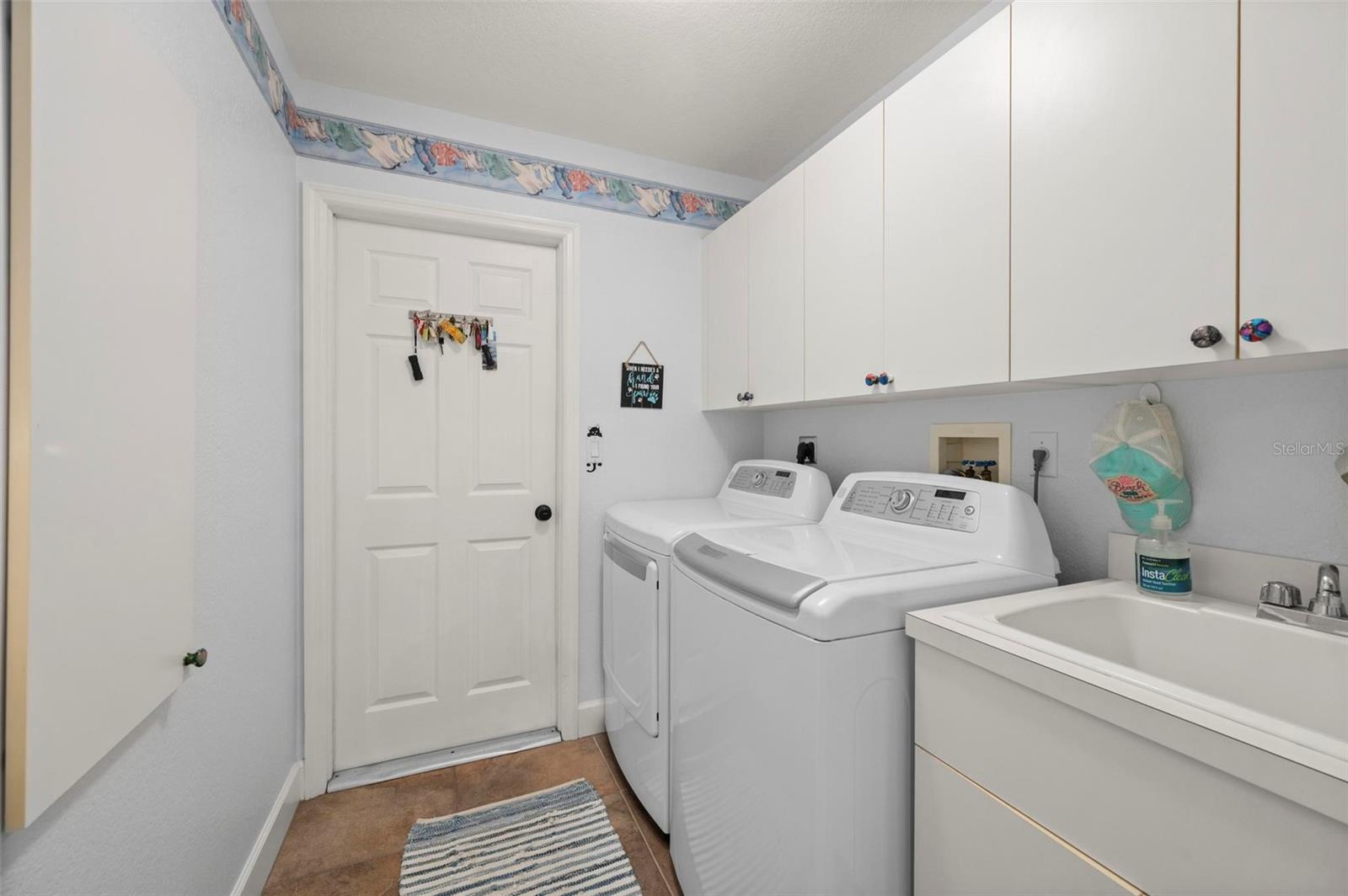 407 ORLANDO BLVD, PORT CHARLOTTE, FL, 33954