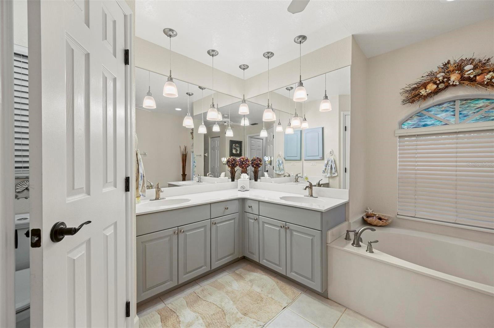 407 ORLANDO BLVD, PORT CHARLOTTE, FL, 33954