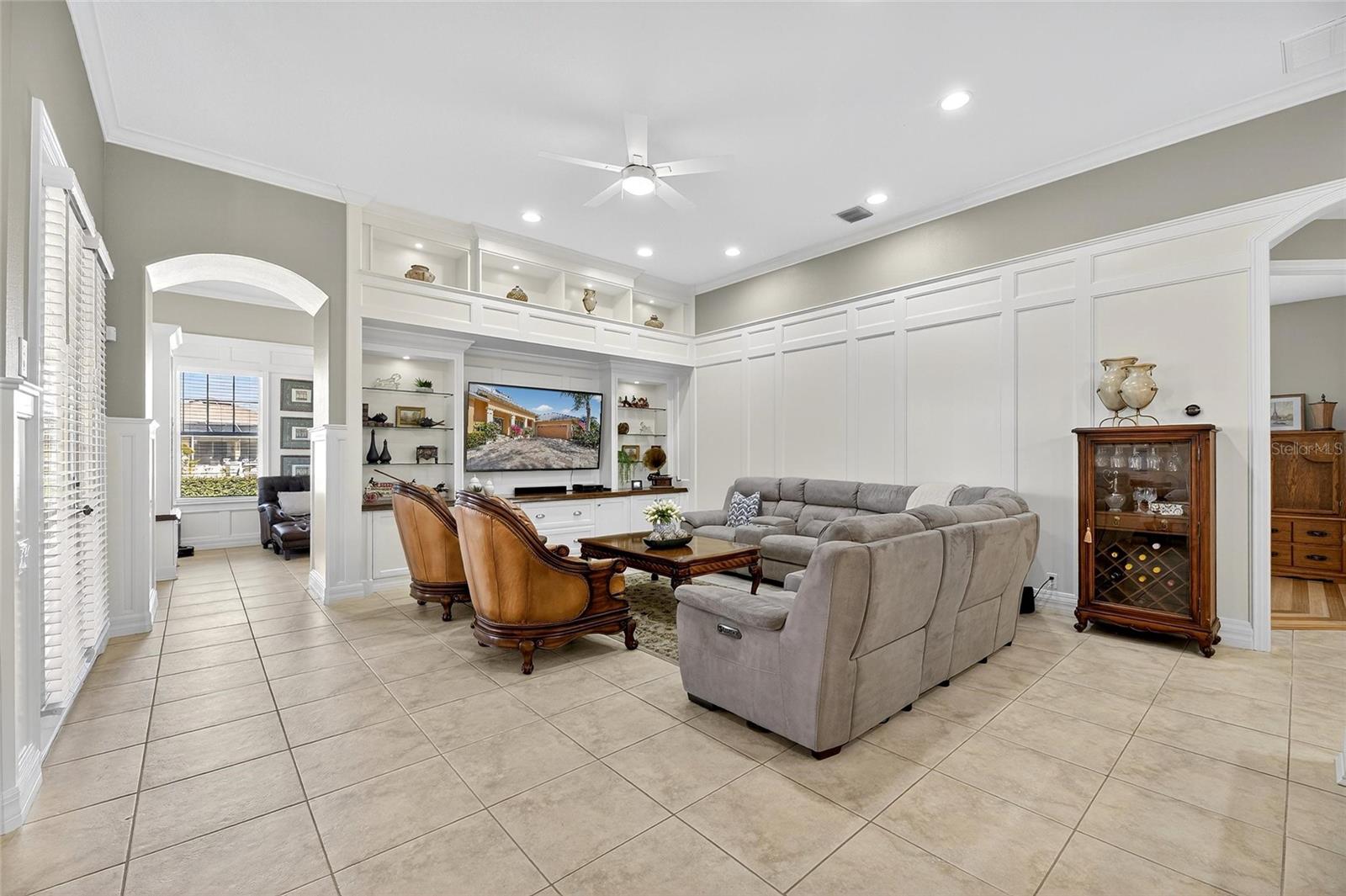 539 ISLEBAY DR, APOLLO BEACH, FL, 33572