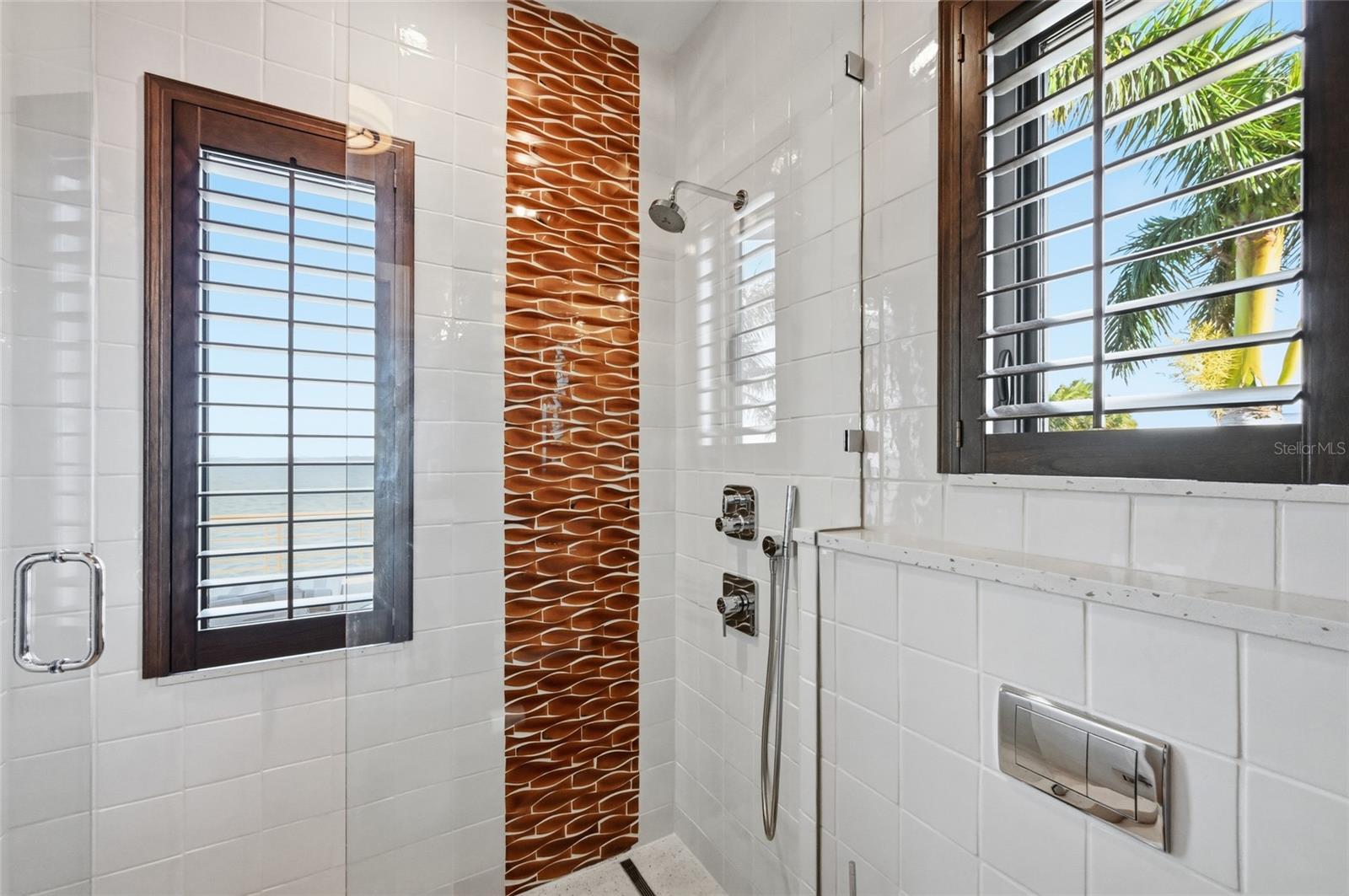 600 WEDGE LN, LONGBOAT KEY, FL, 34228