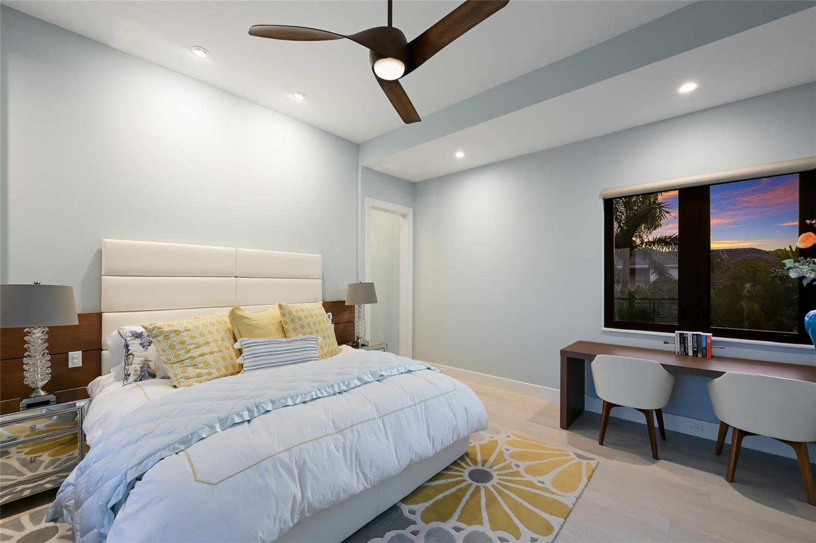 600 WEDGE LN, LONGBOAT KEY, FL, 34228