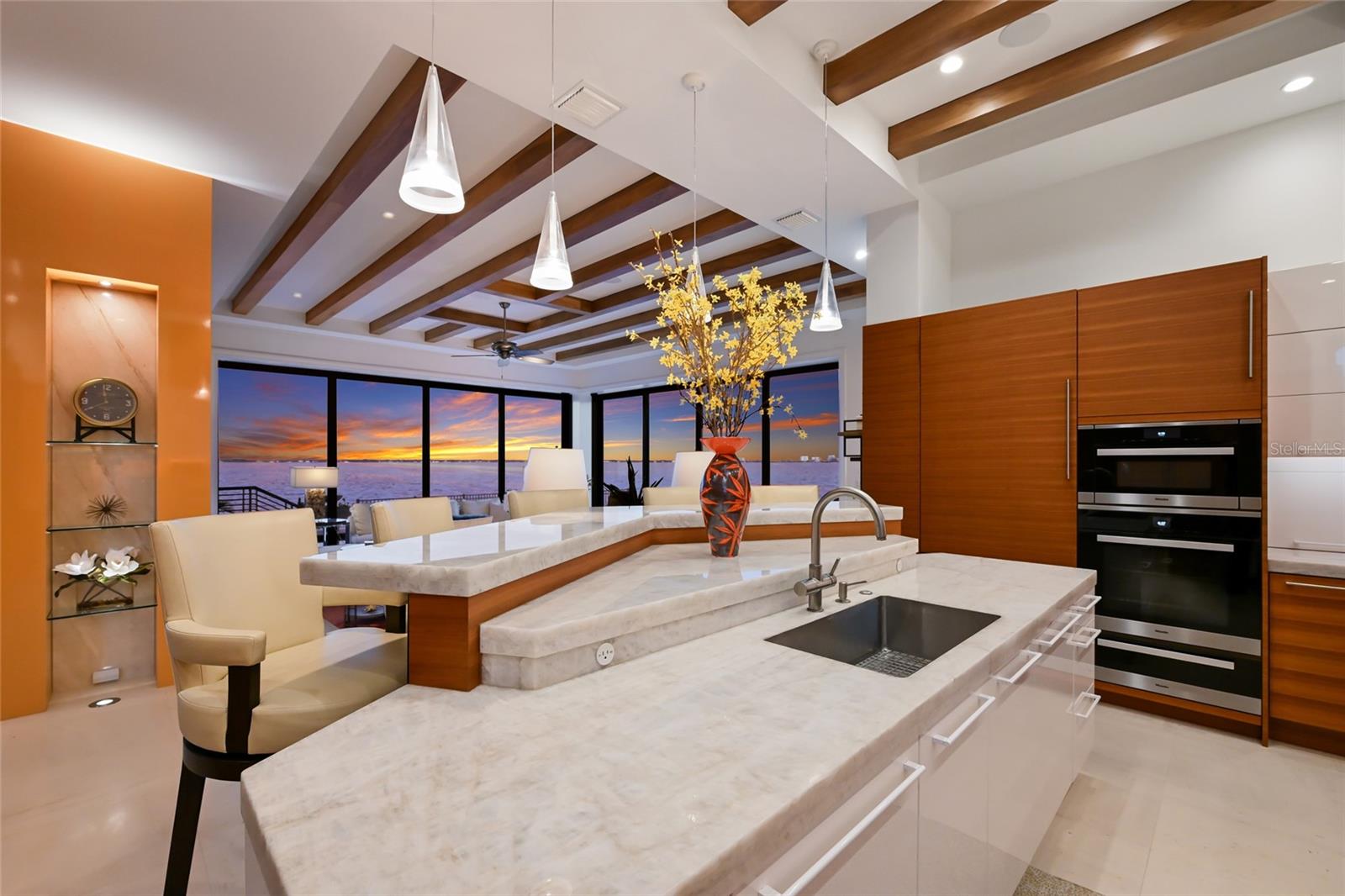 600 WEDGE LN, LONGBOAT KEY, FL, 34228