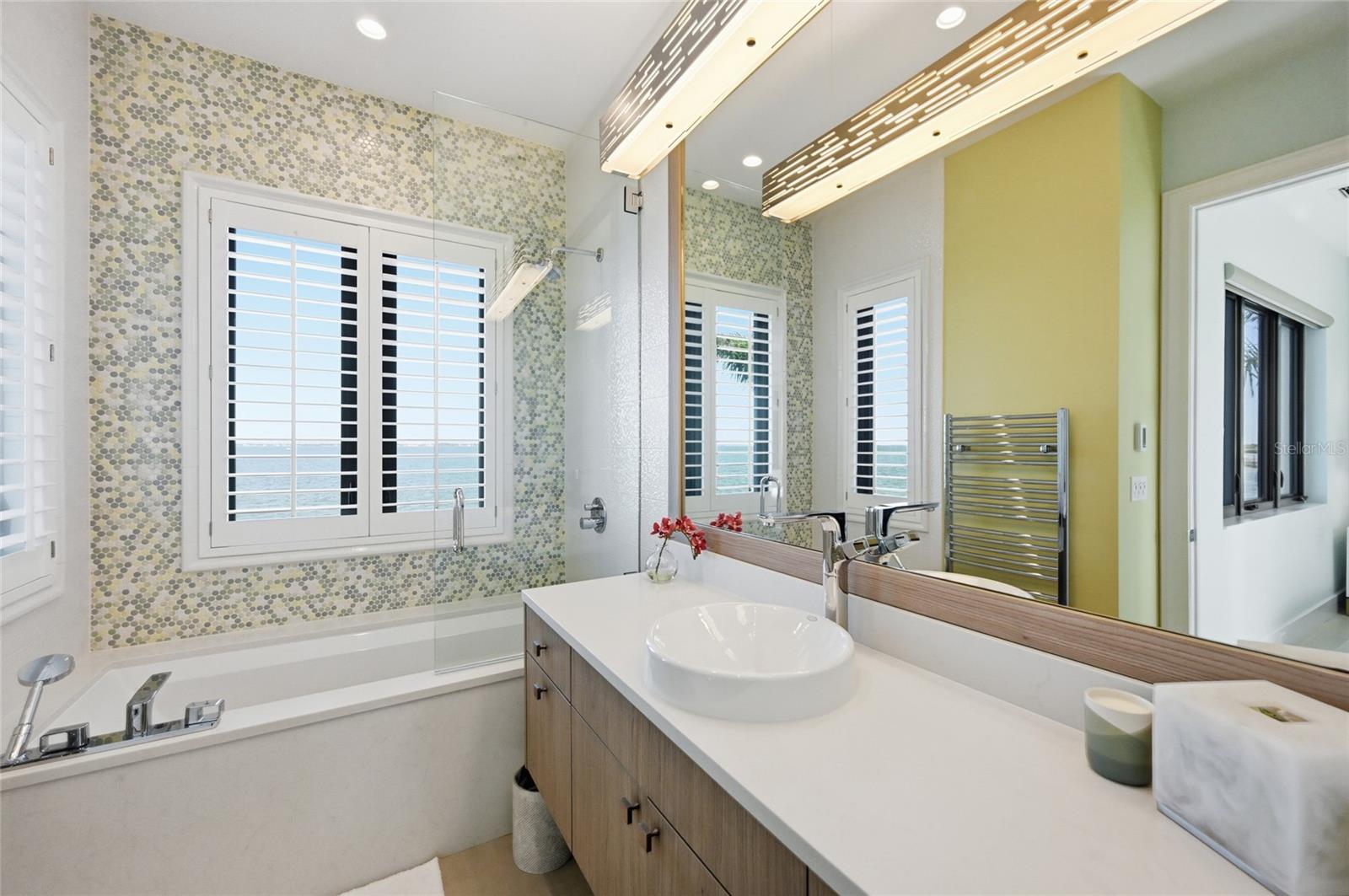 600 WEDGE LN, LONGBOAT KEY, FL, 34228