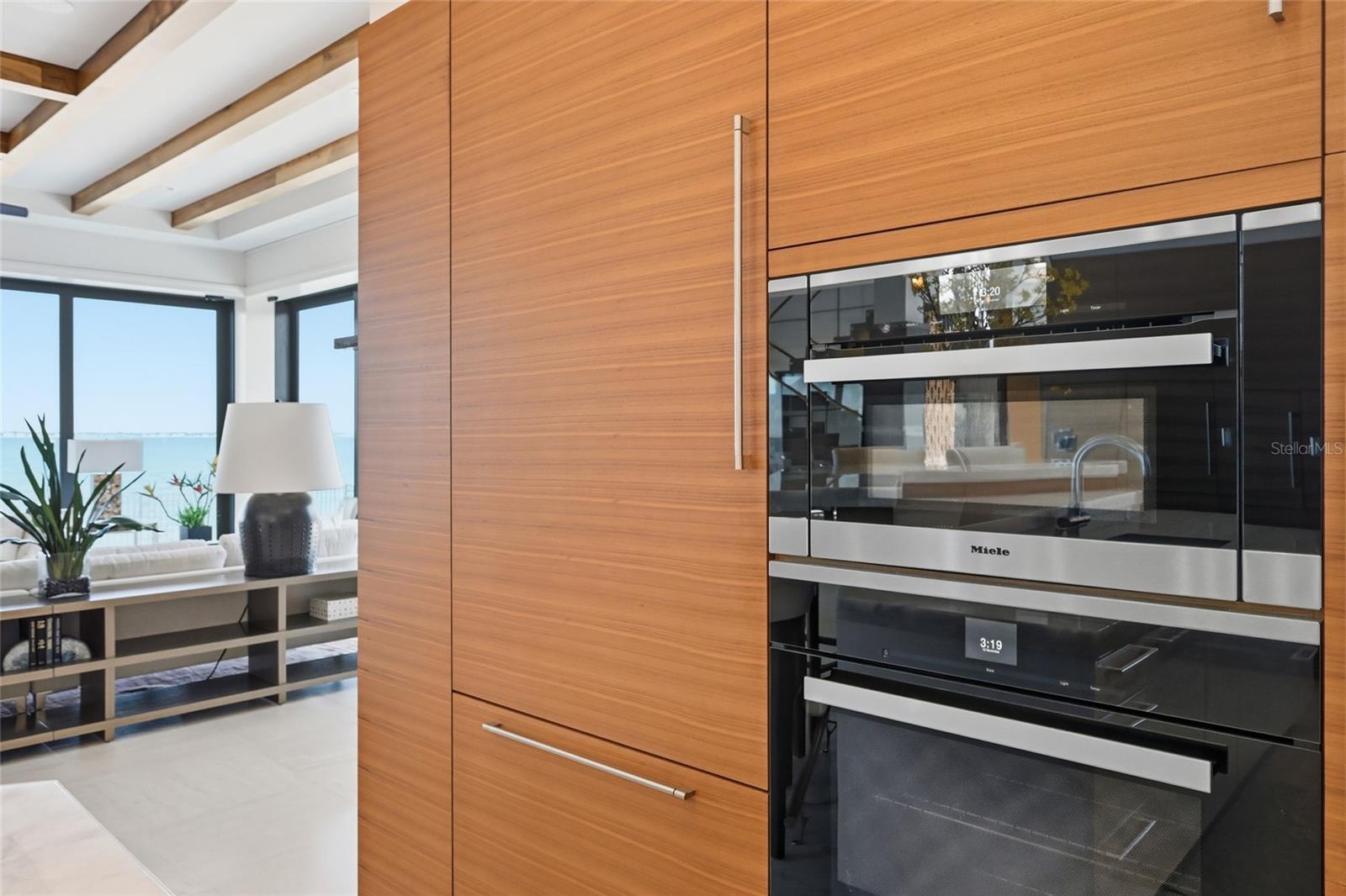 600 WEDGE LN, LONGBOAT KEY, FL, 34228