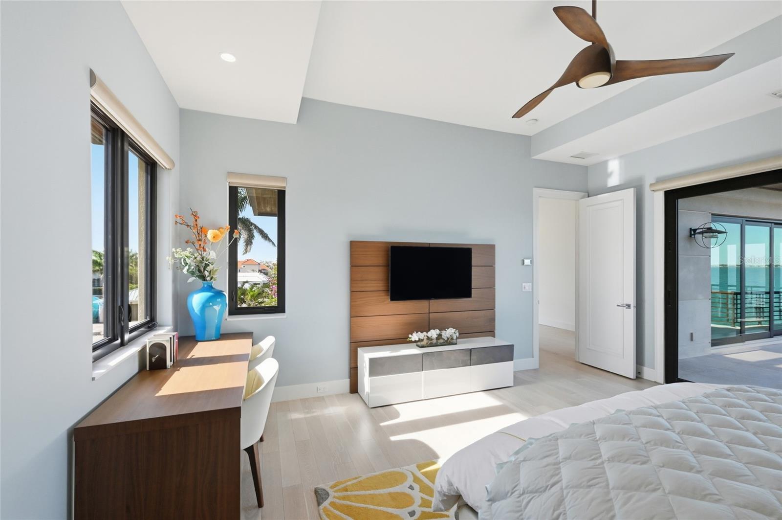 600 WEDGE LN, LONGBOAT KEY, FL, 34228