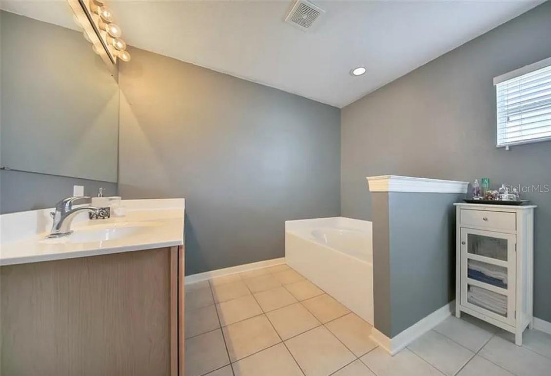 321 FISH HAWK DR, WINTER HAVEN, FL, 33884