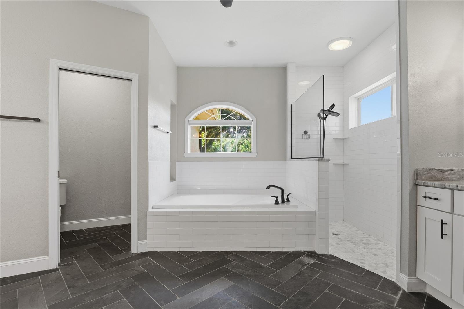 316 LOCHEN CIR SE, WINTER HAVEN, FL, 33884