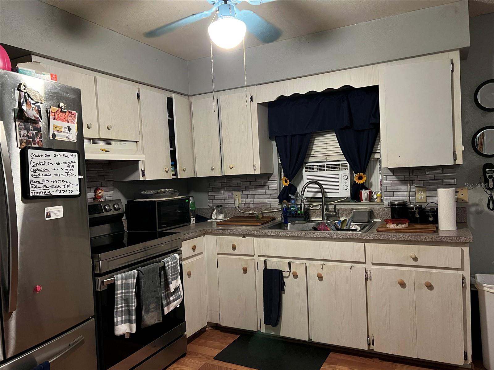 39431 LINCOLN AVE, ZEPHYRHILLS, FL, 33542