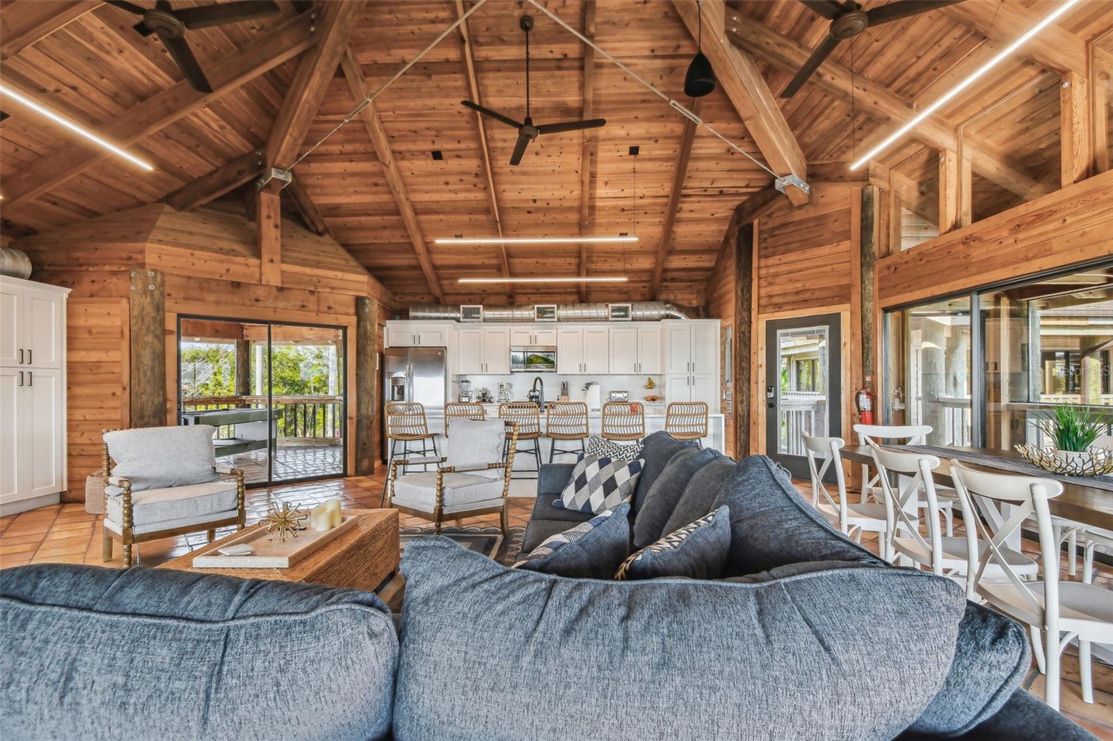 TB8448347 Property Photo