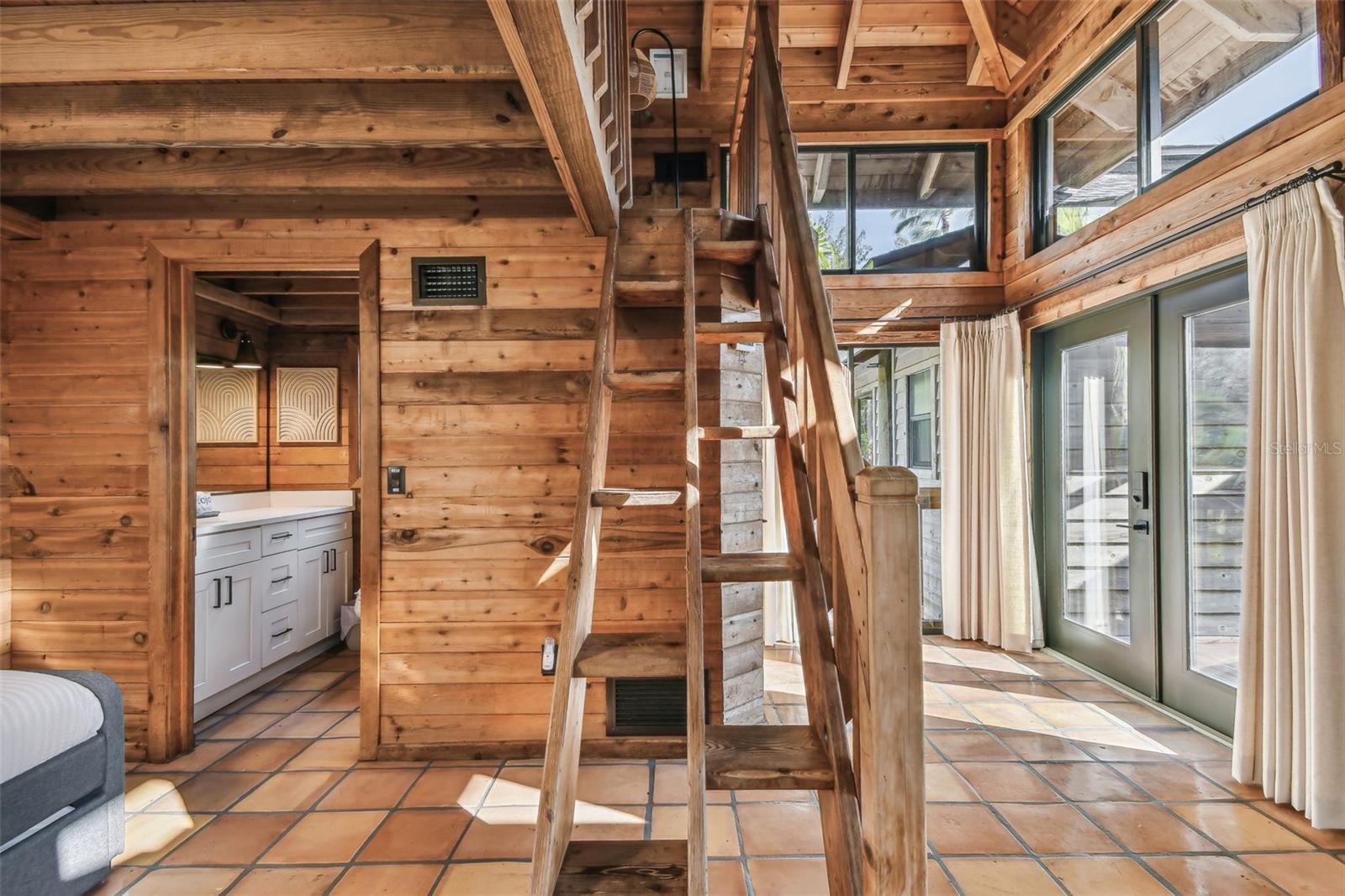 TB8448347 Property Photo