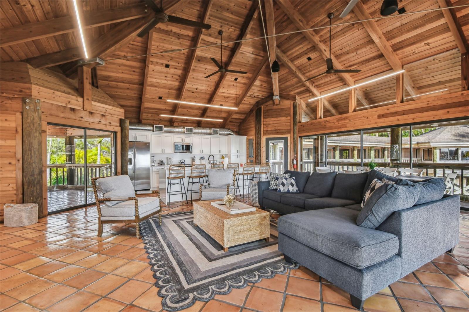 TB8448347 Property Photo