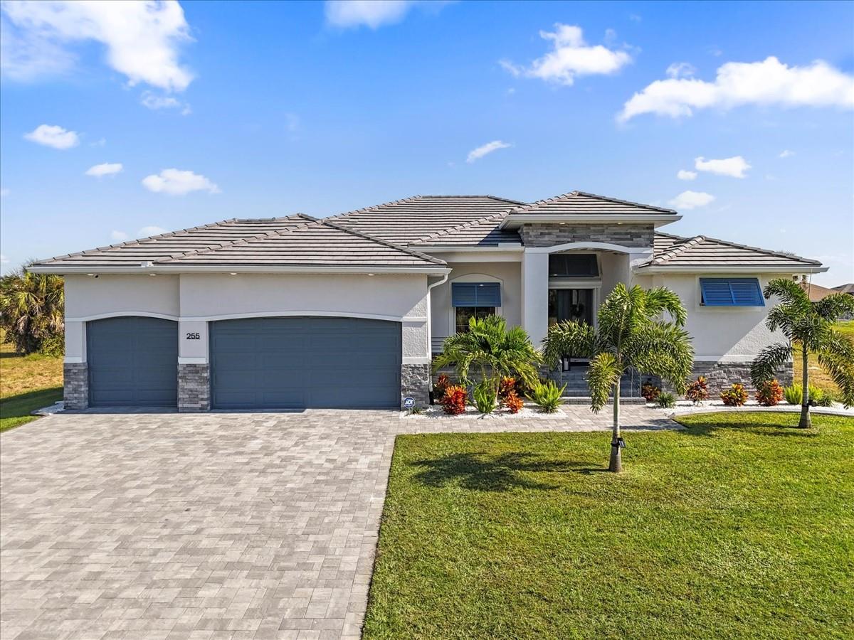 255 ROTONDA BLVD S, ROTONDA WEST, FL, 33947