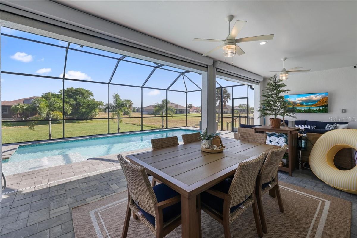 255 ROTONDA BLVD S, ROTONDA WEST, FL, 33947