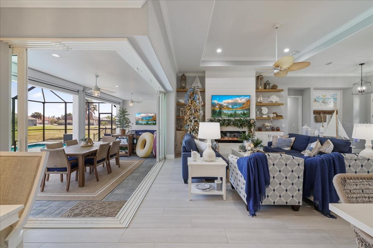 255 ROTONDA BLVD S, ROTONDA WEST, FL, 33947