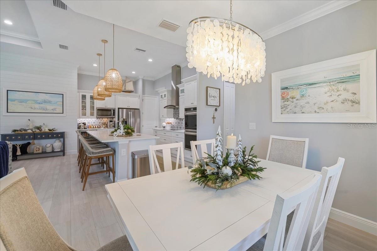 255 ROTONDA BLVD S, ROTONDA WEST, FL, 33947