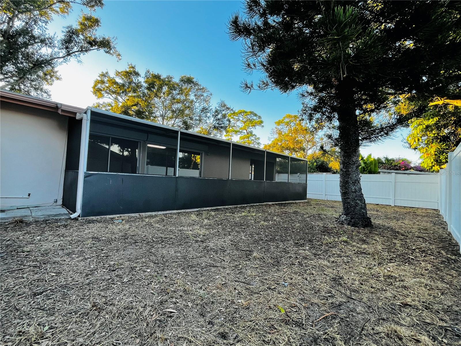 7401 21ST ST N, ST PETERSBURG, FL, 33702