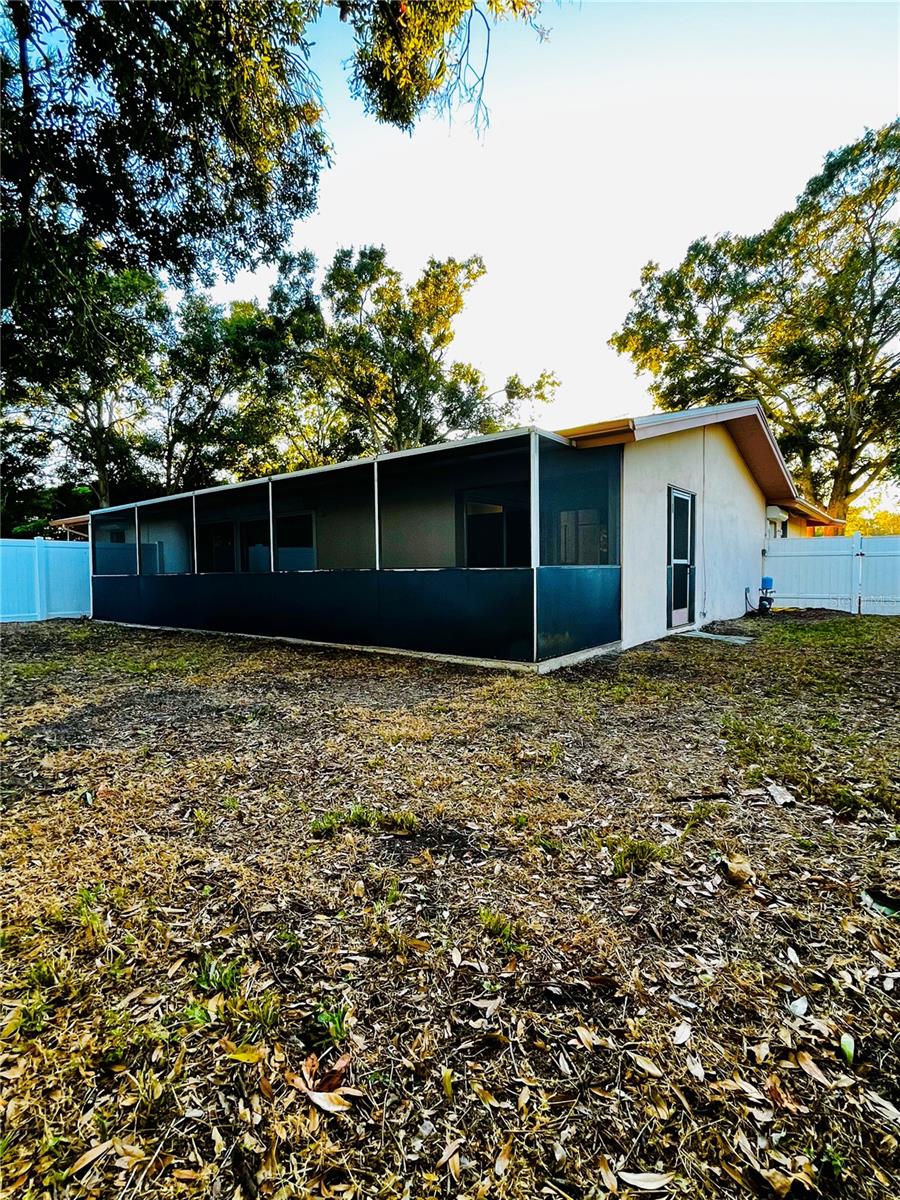 7401 21ST ST N, ST PETERSBURG, FL, 33702