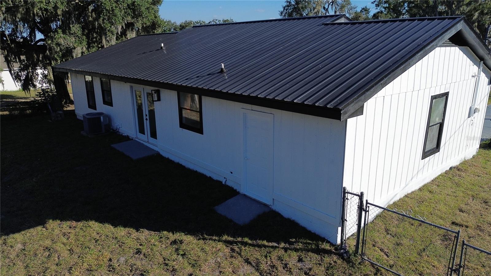 300 W 6TH ST, FROSTPROOF, FL, 33843