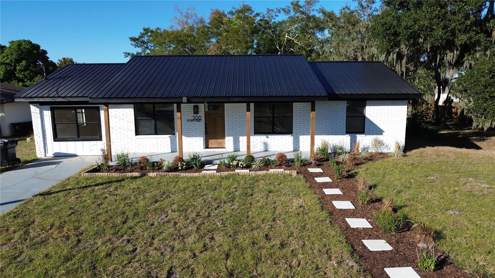 300 W 6TH ST, FROSTPROOF, FL, 33843