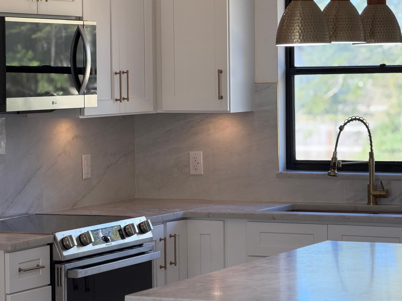 300 W 6TH ST, FROSTPROOF, FL, 33843