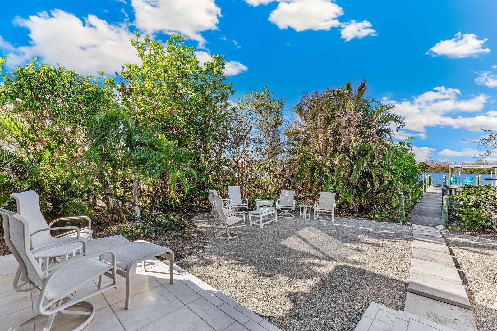 D6144778 Property Photo