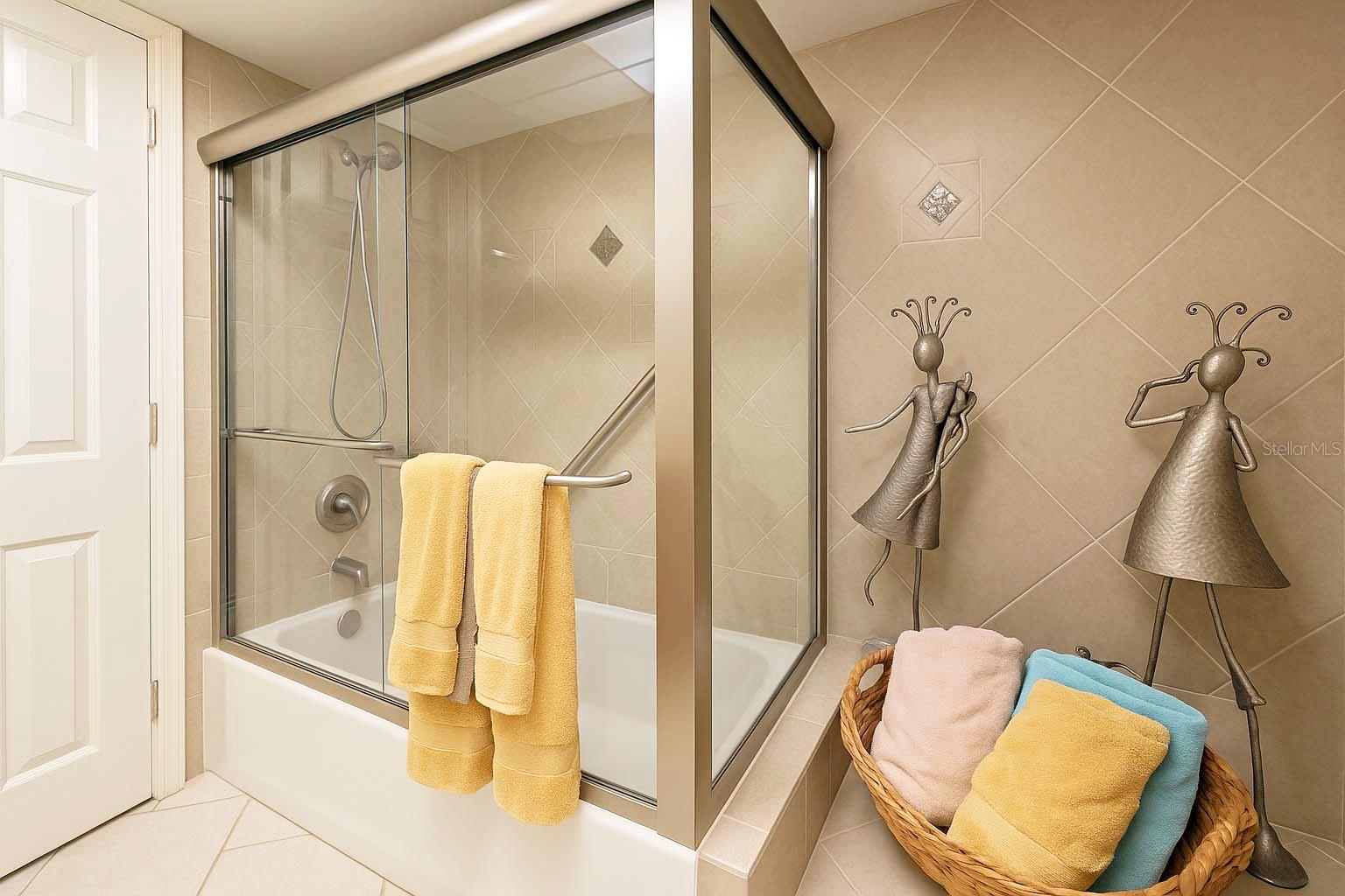 2503 BENEVA RD #3, SARASOTA, FL, 34232