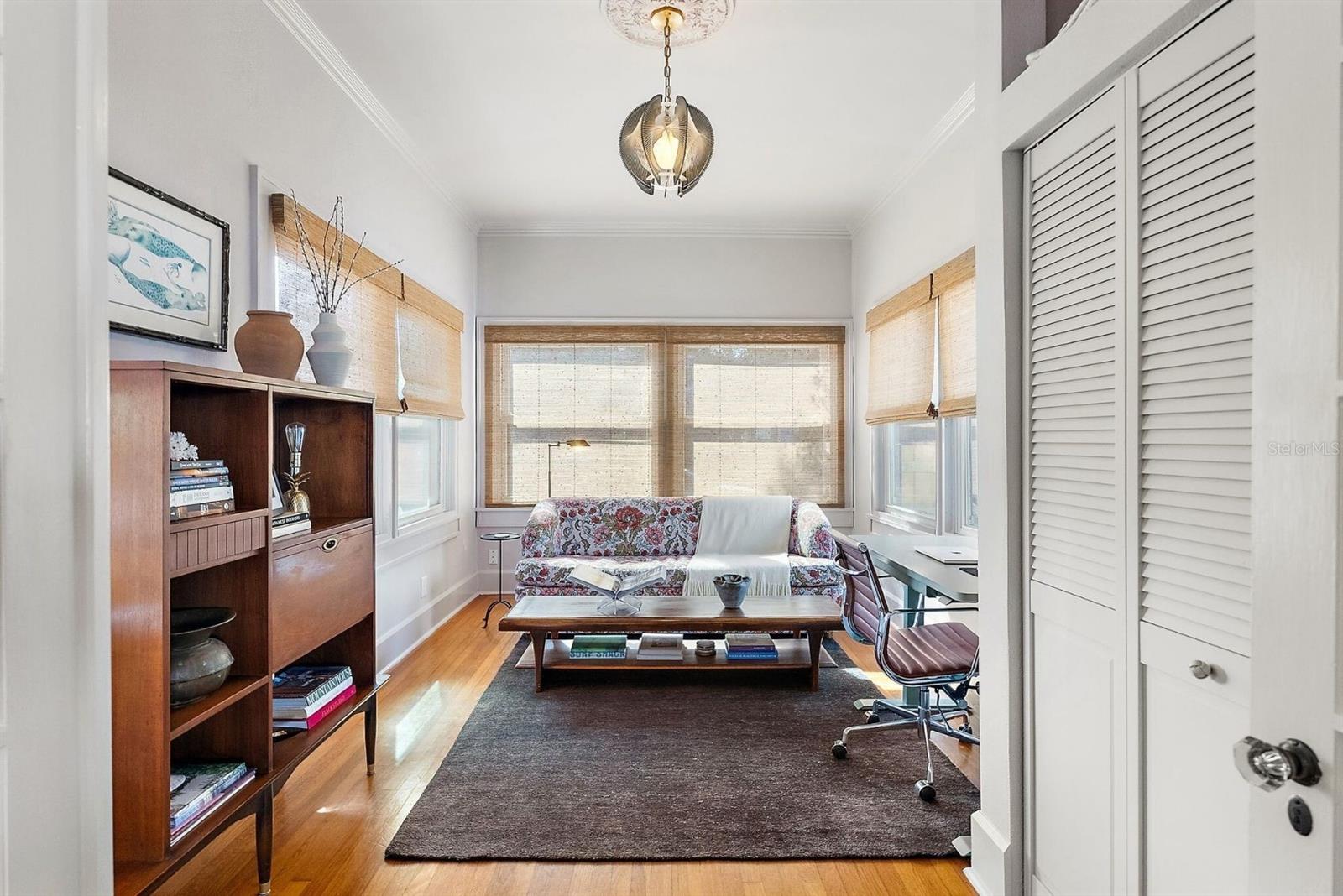 1104 12TH ST, ST PETERSBURG, FL, 33705