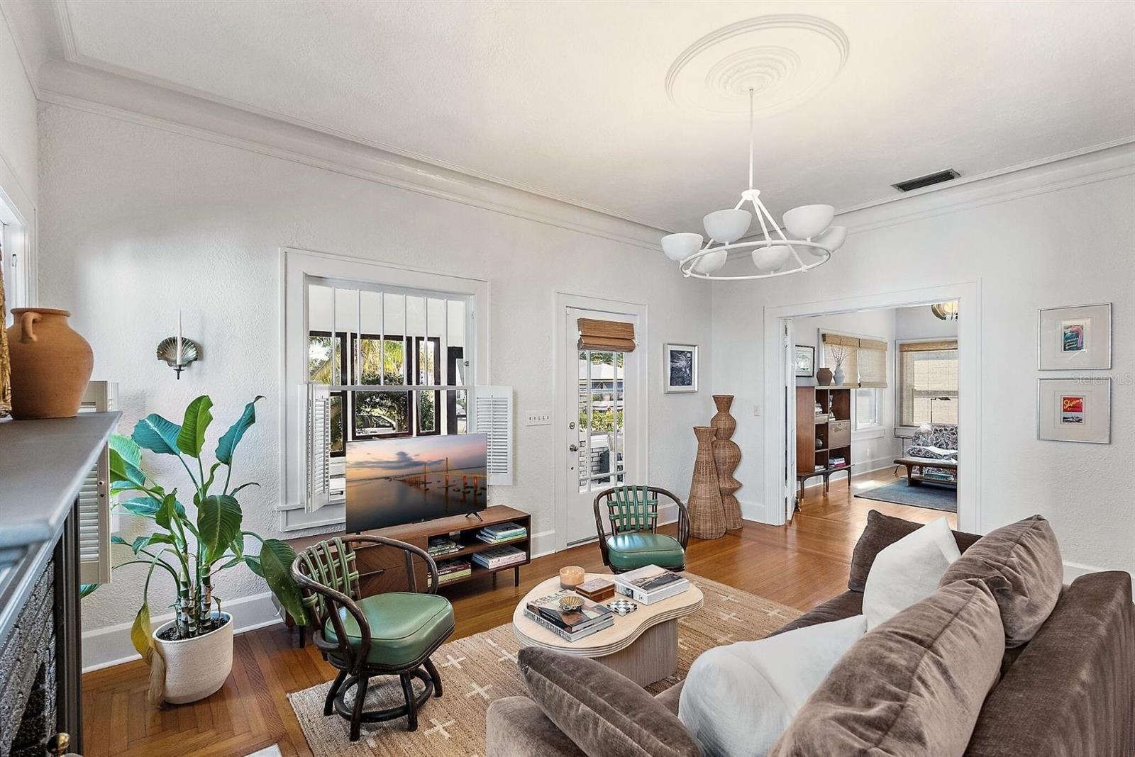 1104 12TH ST, ST PETERSBURG, FL, 33705