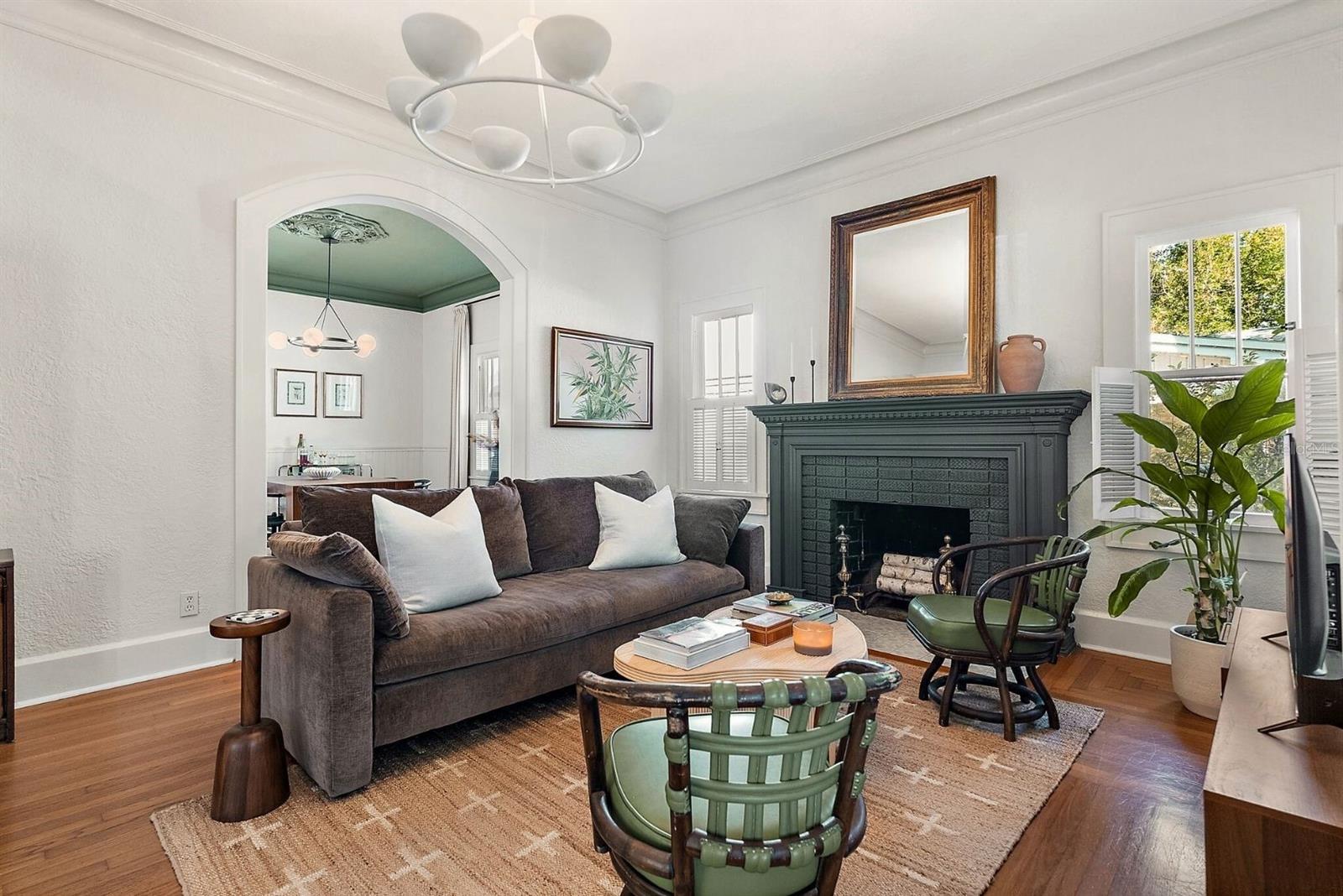 1104 12TH ST, ST PETERSBURG, FL, 33705