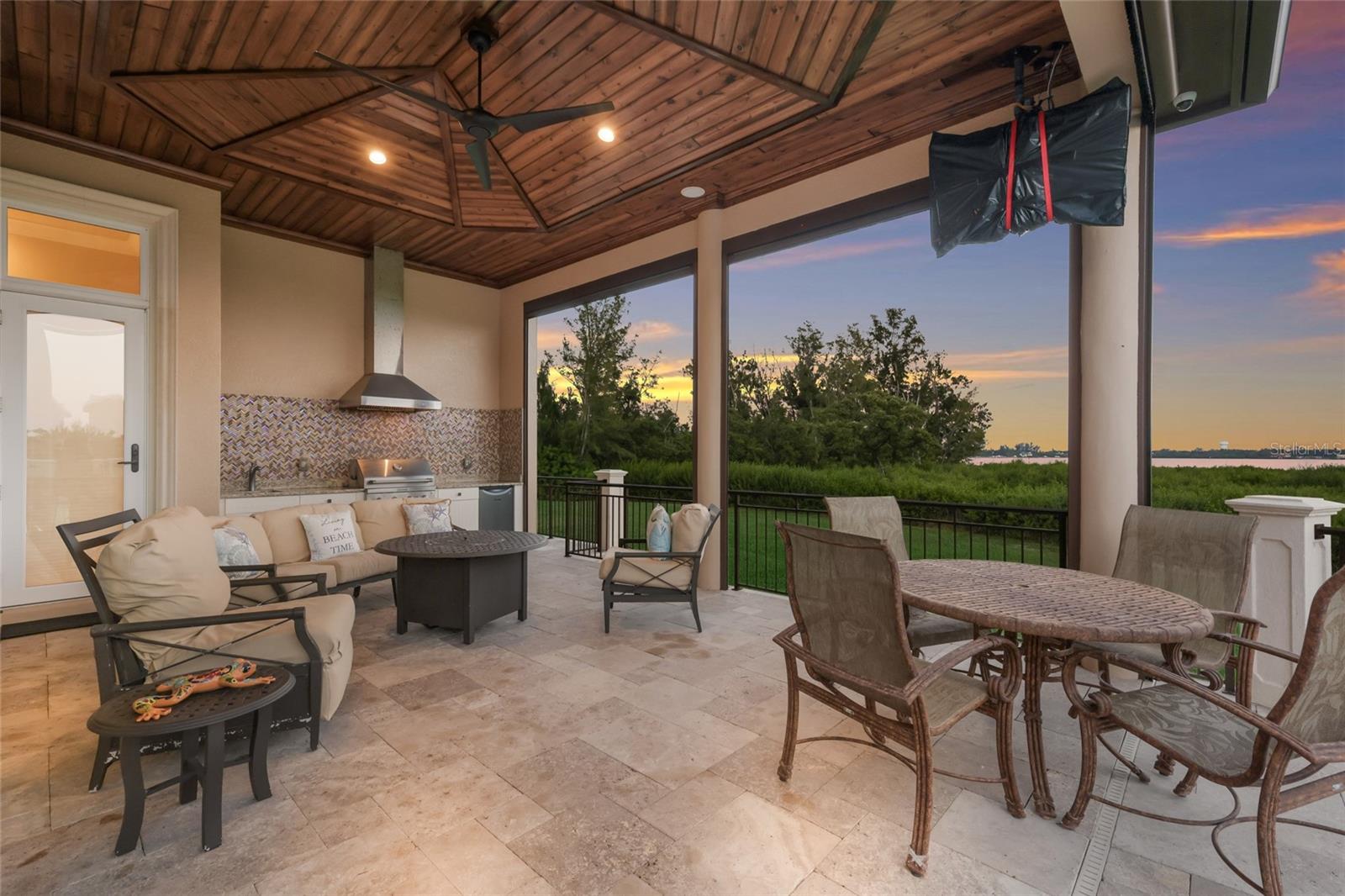 A4672159 Property Photo