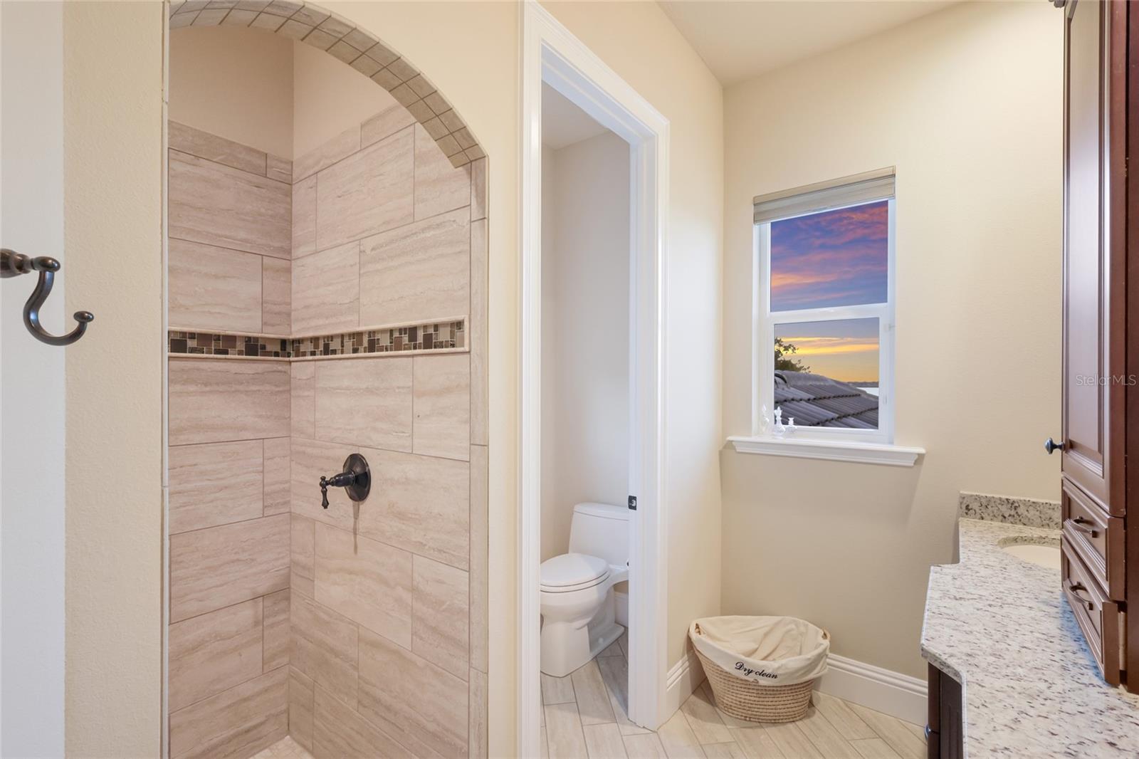 A4672159 Property Photo