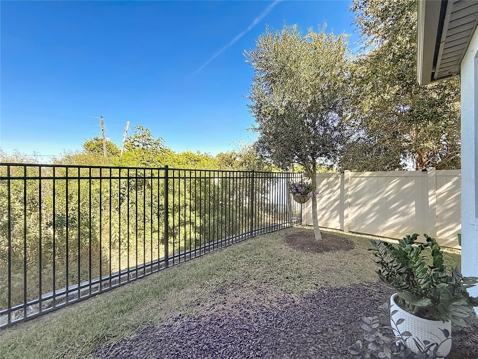 373 SANDBAR AVE NE, ST PETERSBURG, FL, 33716